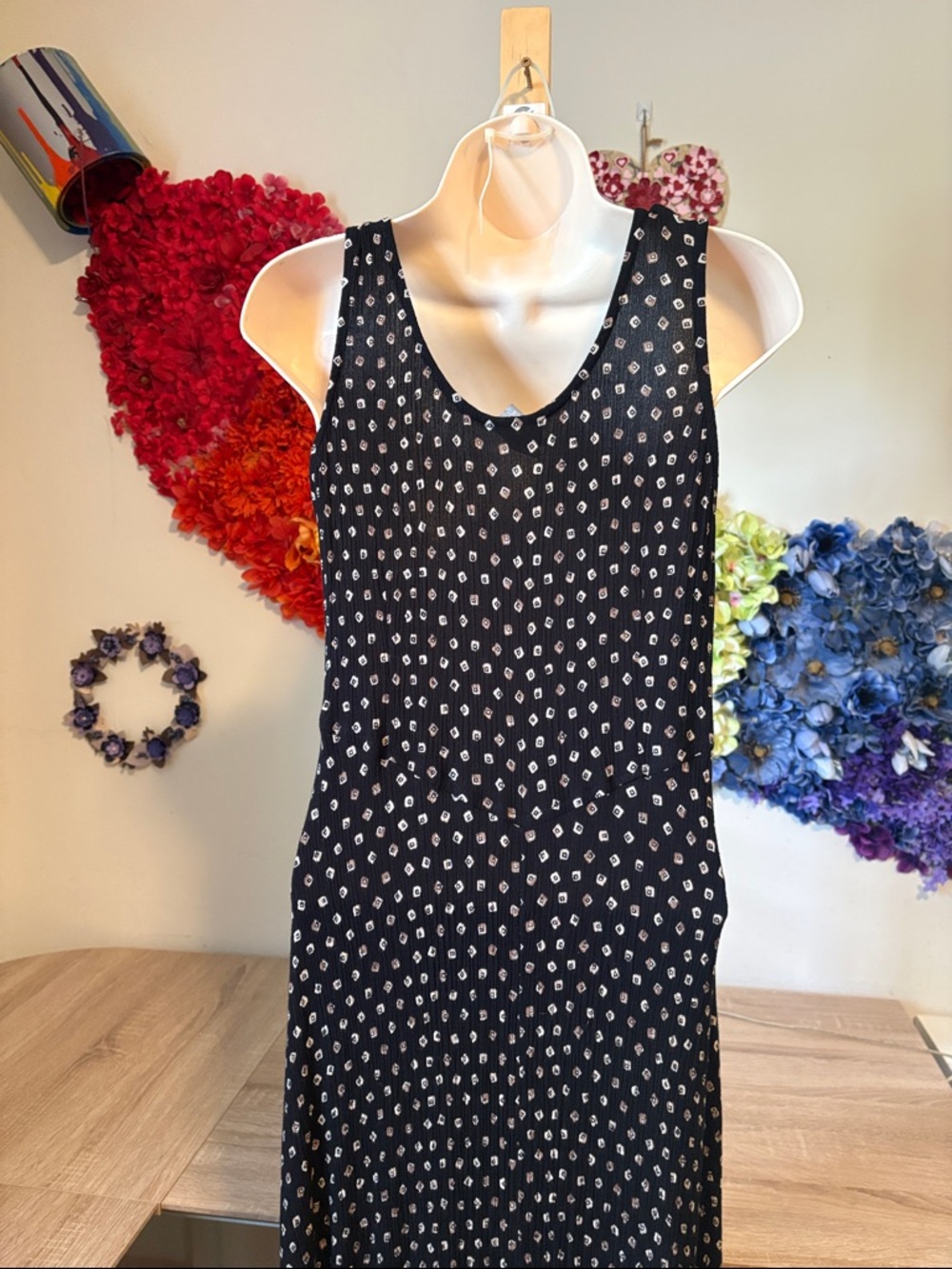 Rabbit Rabbit Rabbit accordion, pleated, midi dress - Picture 10 of 11